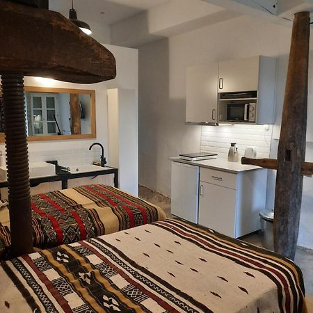 Dormir Au Pressoir Montagnieu  Екстериор снимка